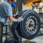 Serviço de recapagem e preenchimento de pneus industriais OTR